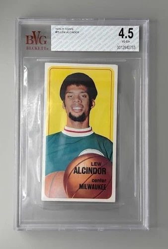 1970 Topps #75 2nd Yr,  Lew Alcindor-Kareem Abdul-Jabbar  BVG 4.5 VG-EX+ Not PSA