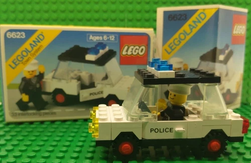 Lego Legoland Vintage Classic Police Car 6623