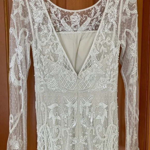 NWT DB Studio Beaded Lace Long Sleeve Wedding Dress Size 2 GORGEOUS SOLD OUT image 5