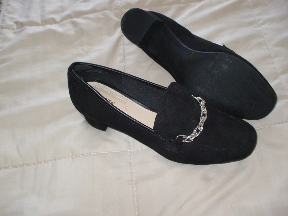 Liz Claiborne New Women's Manhattan Black Suede Pumps Block Heel - Image 3 of 4