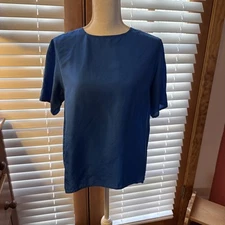 Tess Women’s Medium 100% Silk Top