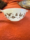 Vintage Pyrex mixing bowl - Early American White/Brown Eagle Pattern
