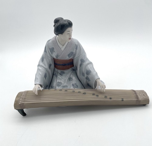 Lladro Koto Player Japanese 8223 Retired Rare Signed - Picture 4 of 9