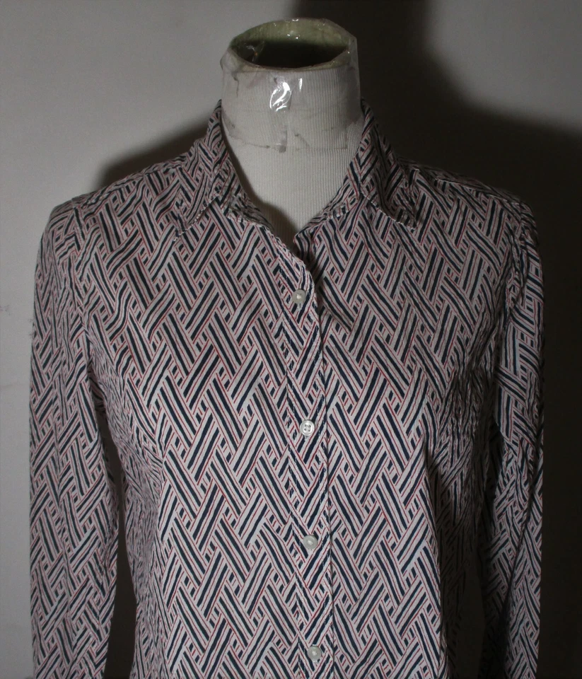 BANANA REPUBLIC Blue Pink Long Sleeve Blouse Size S - Image 2 of 4