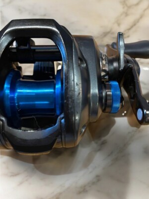 SHIMANO - 【YHさま専用出品】SHIMANO　20　SLX DC 70HG RIGHT Amazon.com : SHIMANO 20 SLX DC 70HG Right : Sports & Outdoors