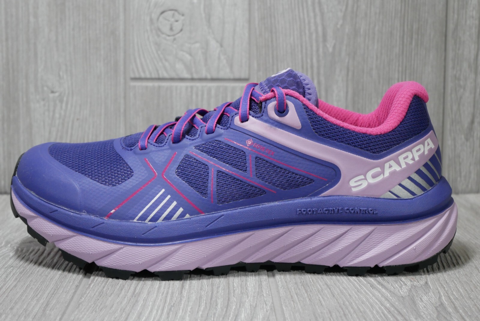 Zapatos para correr Scarpa Spin Infinity GTX Gore-Tex Trail púrpura para mujer EE. UU. 7.5