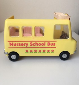 sylvanian families school bus