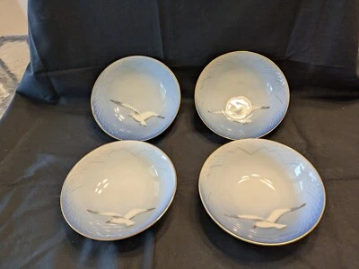 BING & GRONDAHL Vintage Bing and Grondahl Seagull Porcelain Set of 4 Coupe Cereal/Soup Bowls