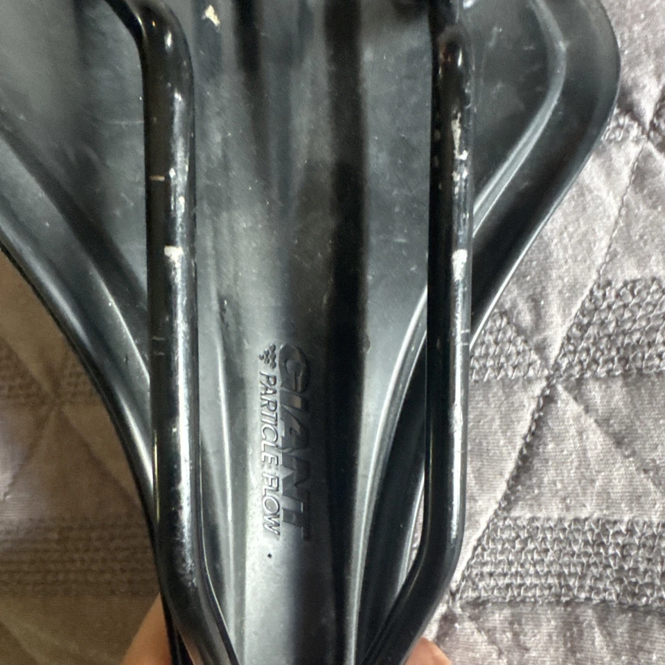 Sillín de bicicleta gigante Foto 3 de 3