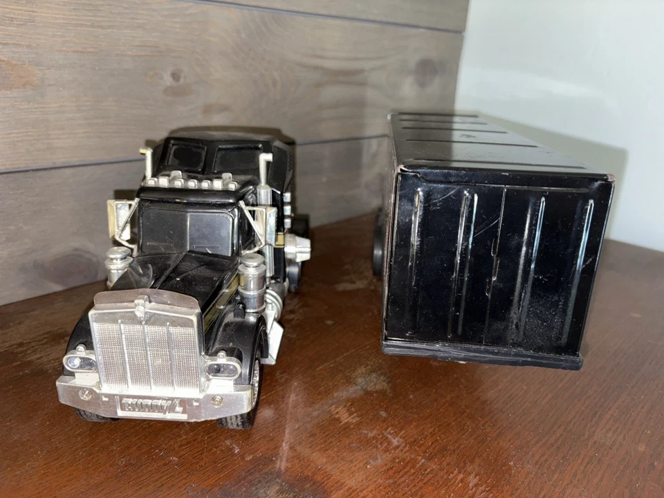 Remolque tractor Buddy L Kenworth Randy Travis Back to Country 1993 22" Foto 4 de 4