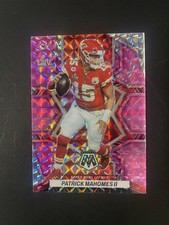 2022 Panini Mosaic Patrick Mahomes II Pink Camo Prizm Super Bowl LIV MVP #293