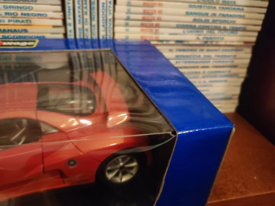 Giugiaro Prima Design Rossa Bburago 1/18 Die Cast - Immagine 2 di 4