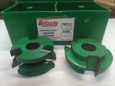 C2122 Shaper Cutter - 3/4" "V" Paneling Cutter Set, 3/4" Bore