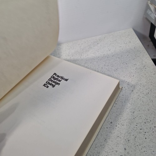 Practical Digital Design Using ICs Hardcover Joseph D. Greenfield - Bild 6 von 16