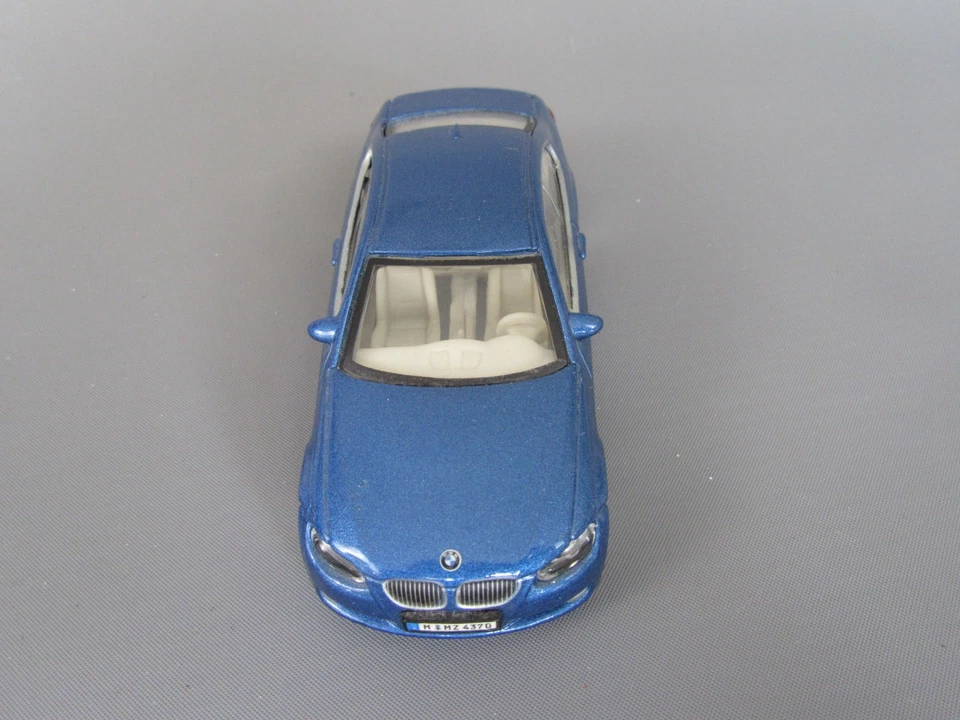 C635 Burago Chine BMW 335I E92 2006 Bleu Métallisé 1:43 bburago - Photo 3/4
