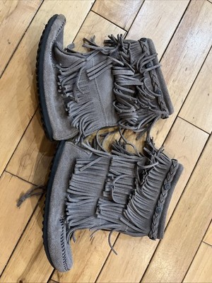 Minnetonka Girls Boots Size 2 Three Layer Fringe Brown Moccasin