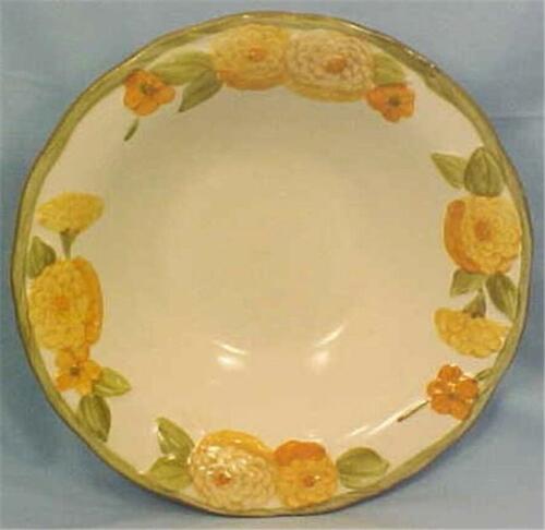 Metlox Sculptured Zinnia Cereal Bowl Rimmed Pottery Poppytrail Yellow Vintage - Picture 1 of 4