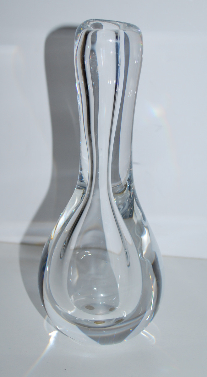 Kosta Boda Teardrop Raindrop drop Vase Signed 47800 Warff
