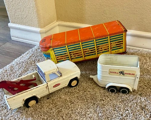 Lot Antique Tonka - Marx Trucks