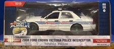 CHASE 2022 Greenlight Hot Pursuit 2008 FORD CROWN VICTORIA POLICE 1/24 DETROIT