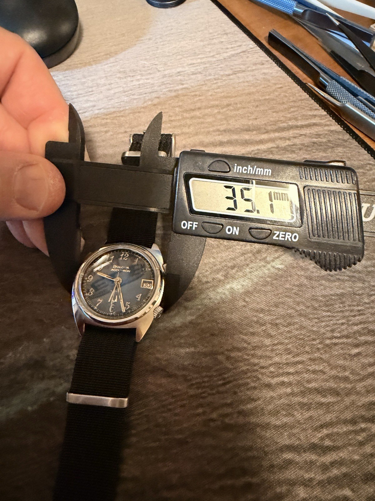 75’ VINTAGE  ACCUTRON ASTRONAUT  MARK  2 BLUE DIAL . Serviced