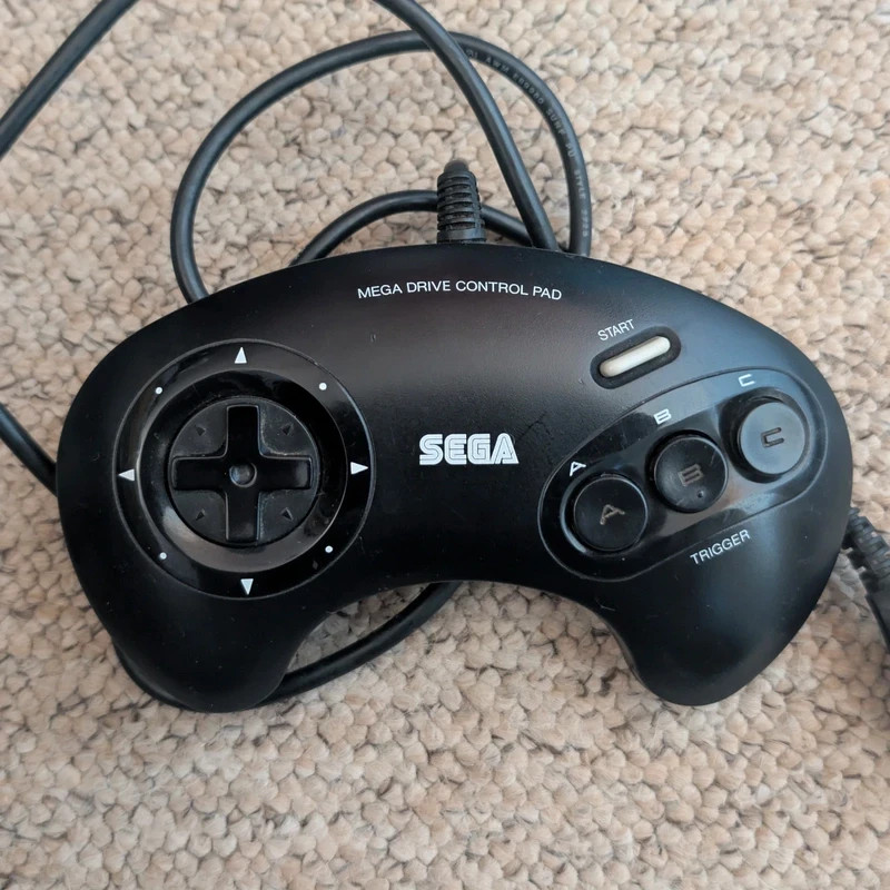 SEGA Mega Drive Black Controller