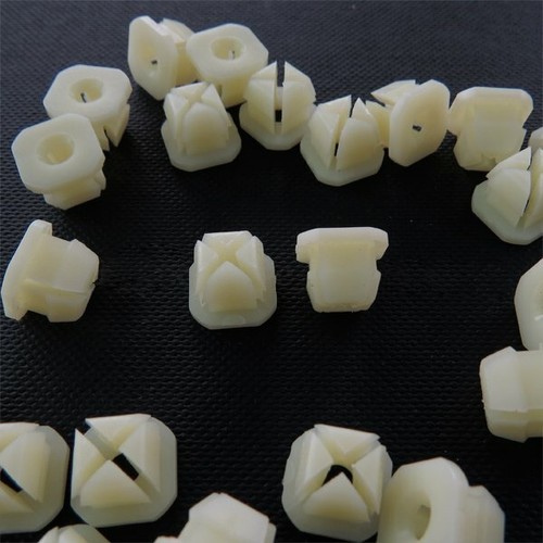 50pc Headlight Bezel Grill #8, #10 Screw Nut Clip Fits 5/16 Hole For GM 3919773 - Foto 4