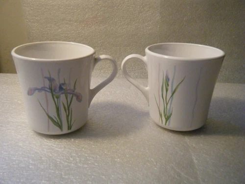 Set of 2 Vintage Corning Ware Shadow Iris Coffee Tea Cup Mug  Beautiful