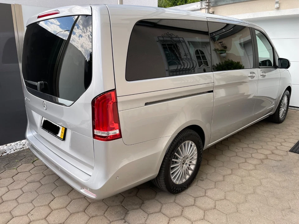 Mercedes-Benz EQV 300 Lang wie NEU LED 360Grad DISTRONIC VIP Elektro UVP: 90 T€ - Bild 4 von 4