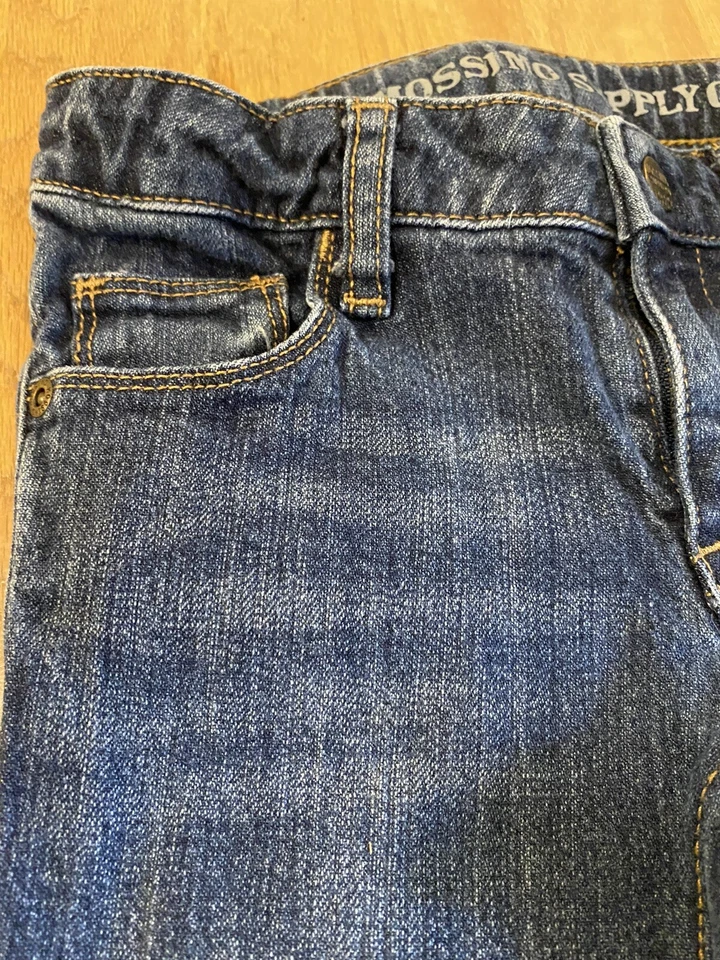 Jeans De Colección Niñas Talla 7 Azul Denim Regreso a la Escuela Usados en Excelente Condición Pierna Recta Mossimo Supply Foto 4 de 4