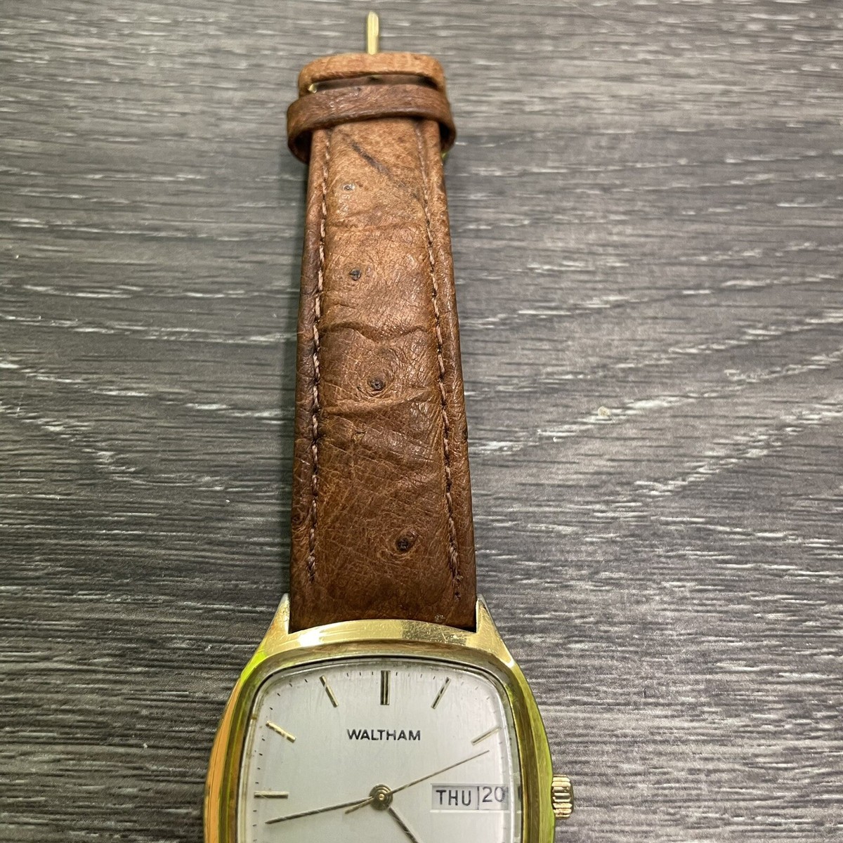 Waltham Watch Square Quartz Steel Back Date/Time Gold White Waltham Watch Square Quartz Steel Back Date/Time Gold White