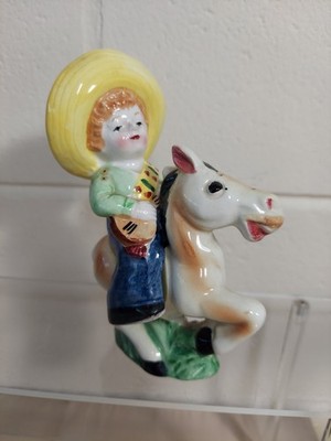 Vintage MCM Cowboy Guitar Western Bronco Horse Salt & Pepper Shakers Rare