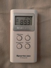 Roberts Sports 995 AM/FM Portable Radio, slight fault
