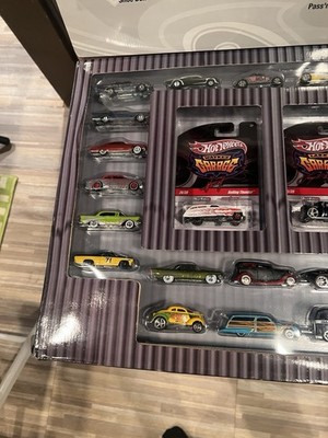 Hot Wheels Larry's Garage ミニカー3台セット 2010 Mattel Hot Wheels Larry's, Phil's and Wayne's Garage 30 Car