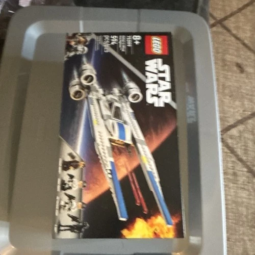 LEGO Star Wars Luke Skywalker's X-Wing Fighter 75301 Boxed Set, 474 Pieces, 8+