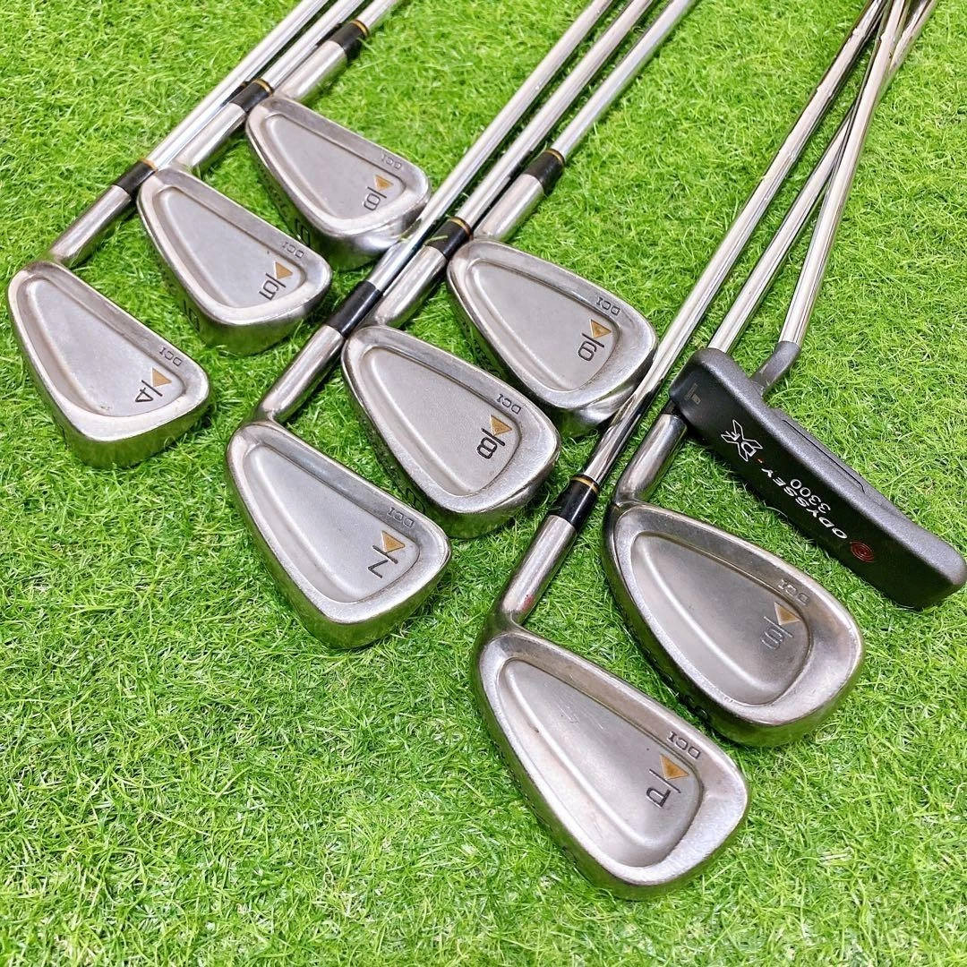 Titleist Driver 8pc Irons BELAIR FW a.m.c UT ODYSSEY Blade Putter Set 13pc EH85