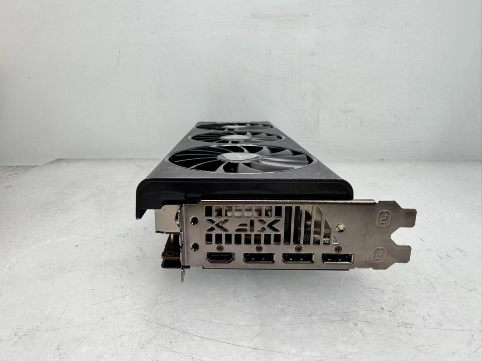 XFX Speedster SWFT 319 Radeon RX 6800XT Core 16G GDDR6 HDMI 3XDP  RX-68XTAQ V2.0 - Image 4 of 4