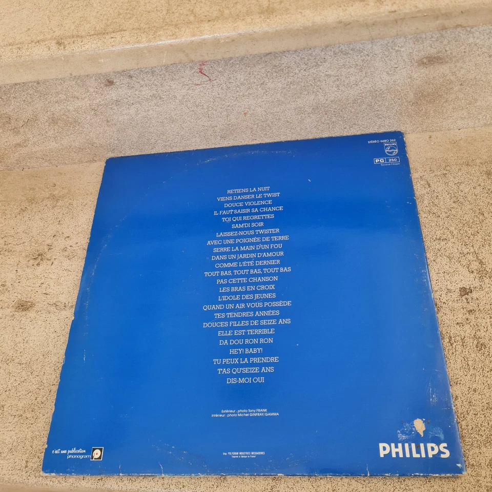 double Lp vinyle 33t. Johnny Hallyday – "RETIENS LA NUIT" - Photo 3/4