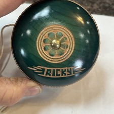 VINTAGE WOODEN YO-YO WITH DECORATIVE INLAY