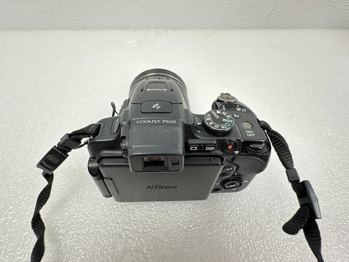 Nikon COOLPIX P610 32MP Digital Compact Cam NO BATTERY/CHARGER FOR