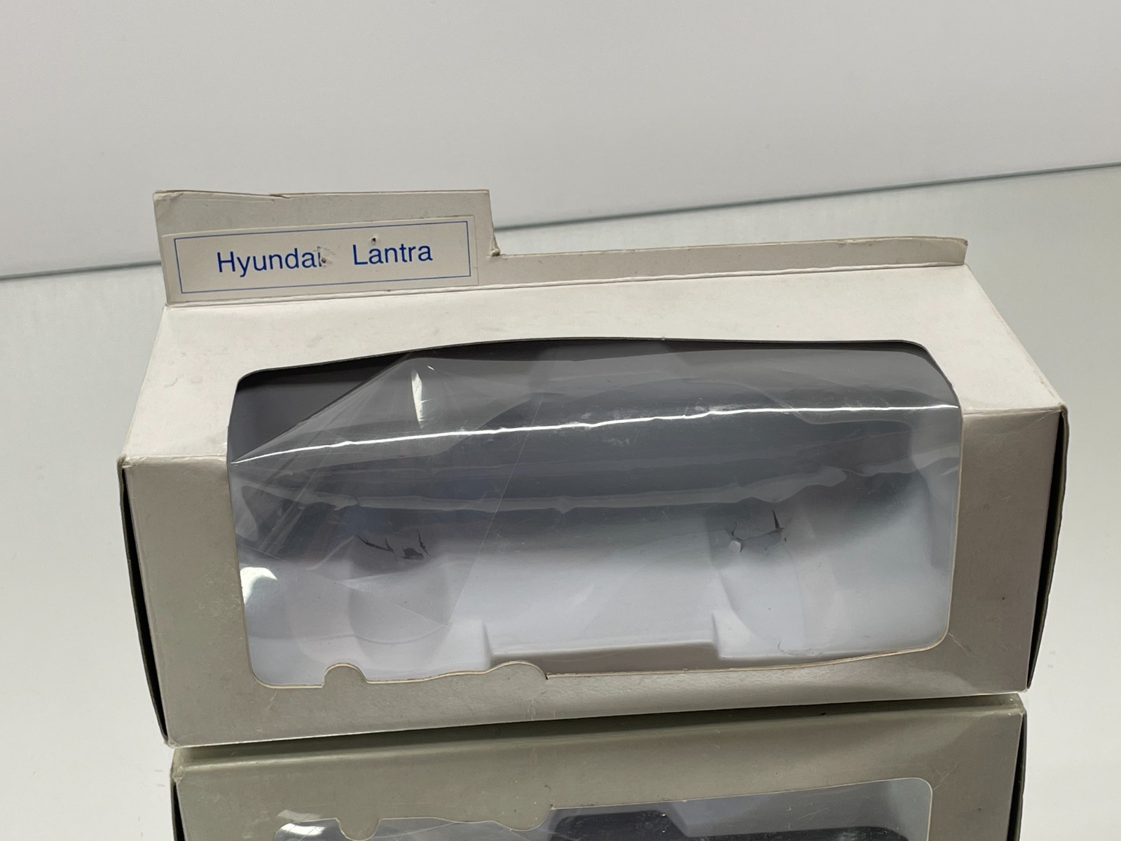 EMPTY BOX FOR HYUNDAI LANTRA -1:35?- BOX IN FAIR CONDITION