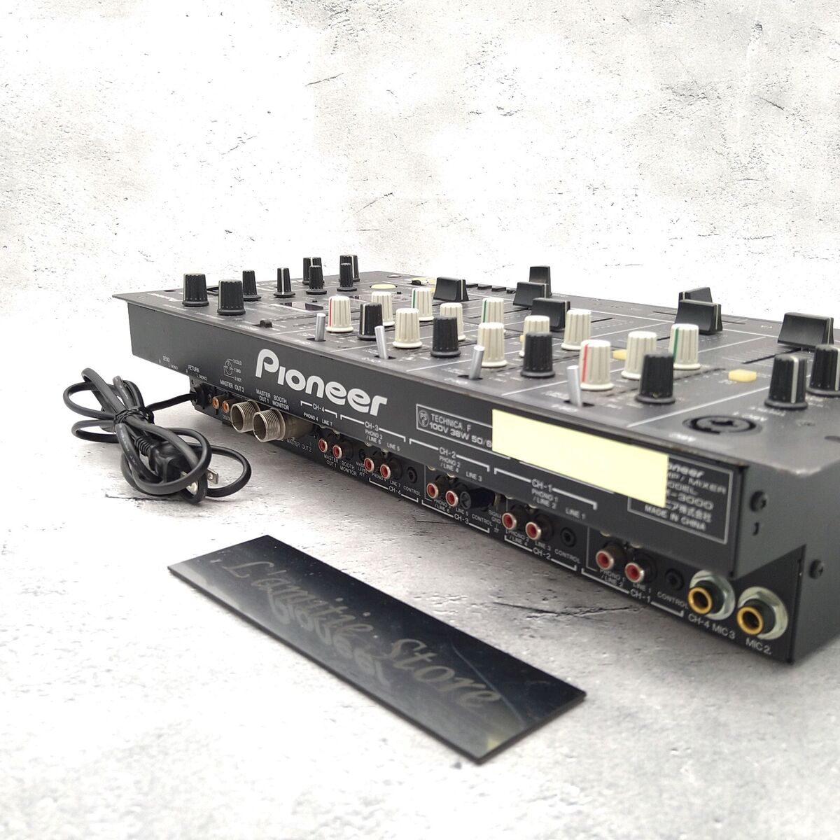 Pioneer DJM-3000 Professional DJ Mixer 4-Channel 4ch DJM3000 Pioneer DJM-3000 Professional DJ Mixer 4-Channel 4ch DJM3000