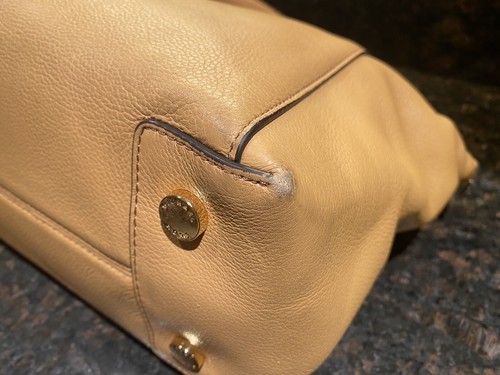Michael Kors Riley Satchel/Shoulder Bag in Peanut with Good Hardware - Picture 4 of 10