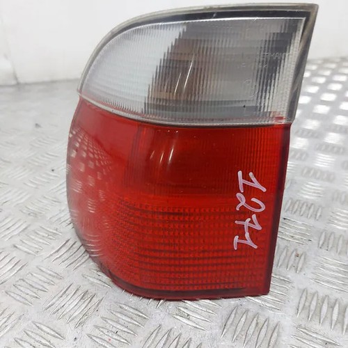 BMW 5 Touring E39 Rücklicht hinten links 2496321 3.00 Diesel 135kw 15200223