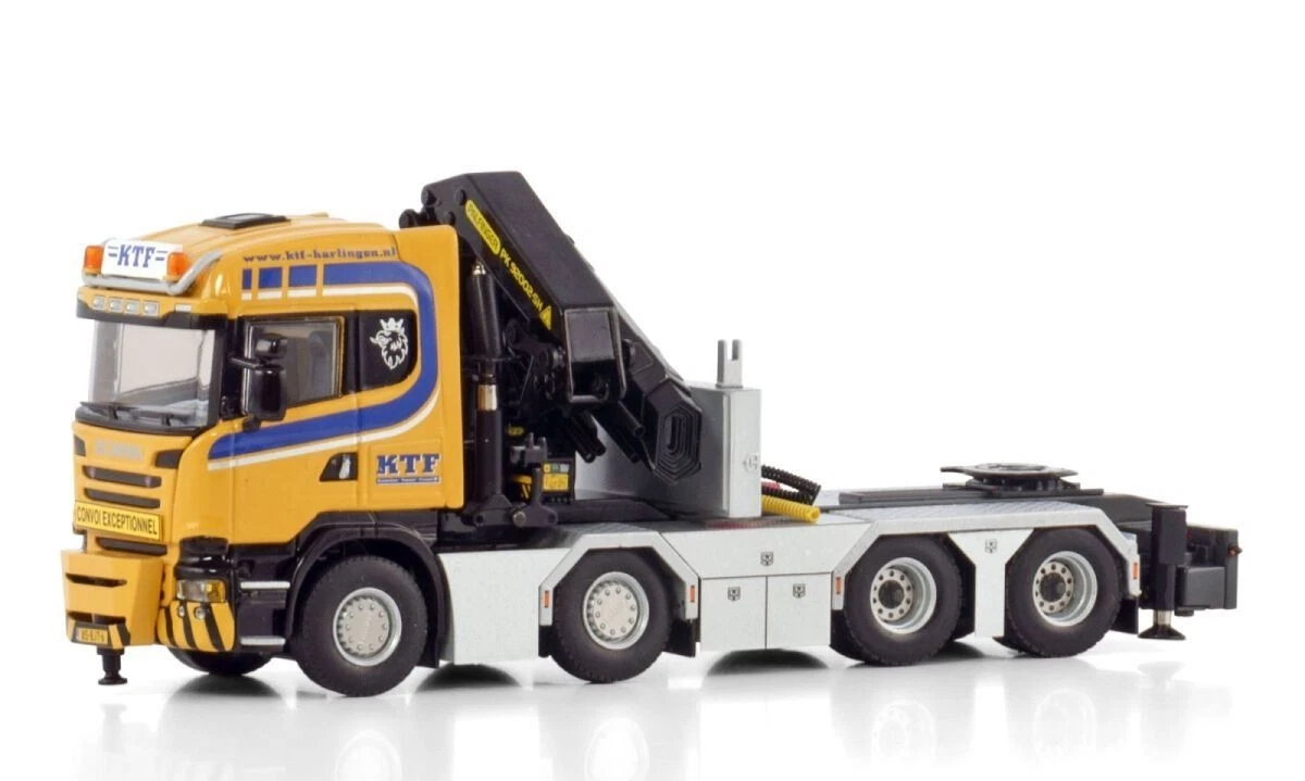 SCANIA S Highline 8x4 avec remorque porte-engins 2+6 essieux VAN DEN