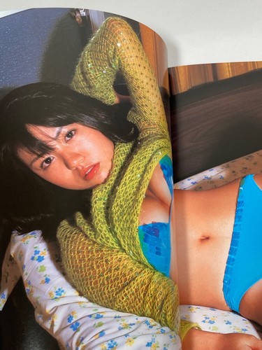 SAYAKA ISOYAMA / ISAO HIRACHI / ISOLTUKO ASOBI / Japanese Photo Book / - Picture 5 of 8