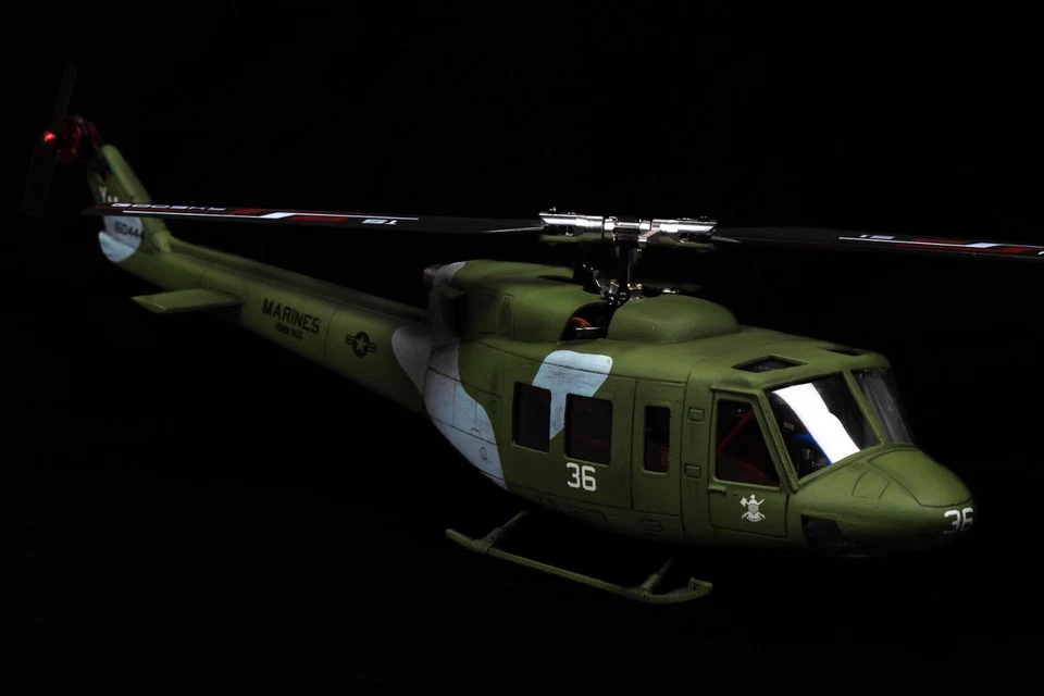 DEFECTIVE Bell 212 UH1N RC Helicopter  Exclusive Painting Ready To Fly G3D - Image 4 of 4