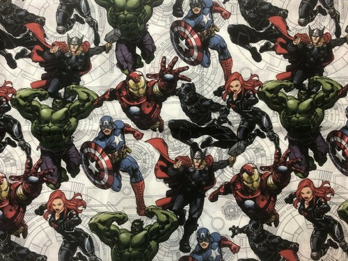 Fat Quarter Set of 4 Super Hero Words & Marvel Spiderman Fabric 18 x 21 inches - Picture 4 of 5