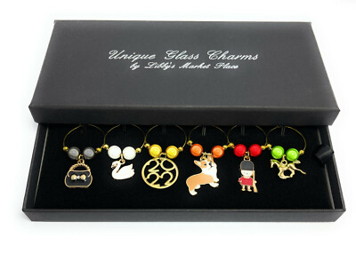 Goldfarbene Queen's 70th Platin Jubiläum Party Glas Charms