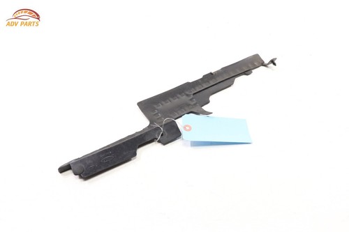 Deflector de aire del lado derecho núcleo radiador Ford Fusion 2017-2020 OEM - Imagen 4 de 6